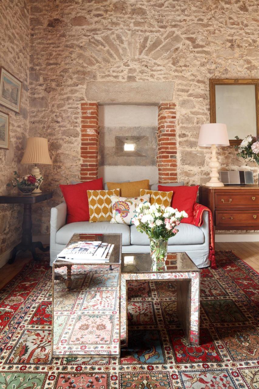 Ferienwohnung Le Domaine De Fleury - Pierres D'Histoire Exterior foto