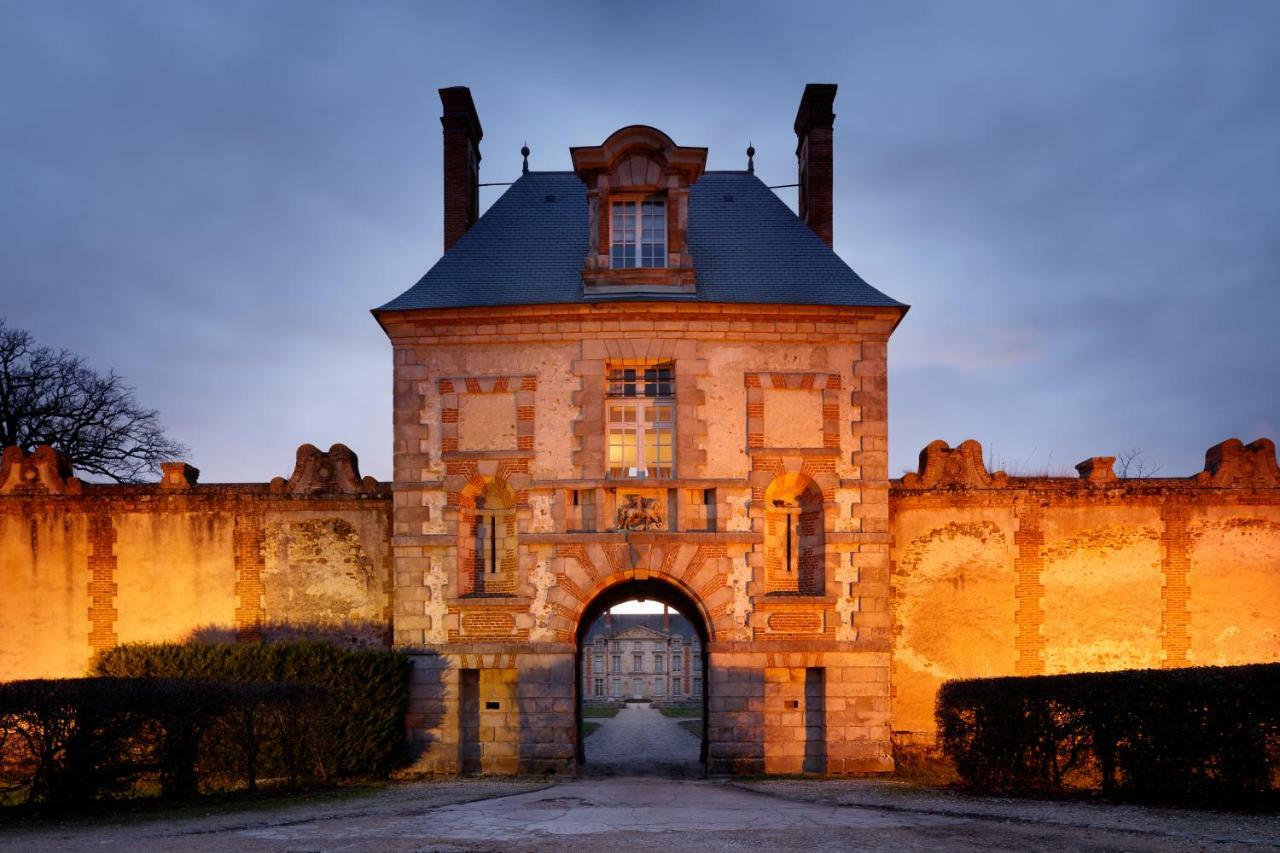 Ferienwohnung Le Domaine De Fleury - Pierres D'Histoire Exterior foto